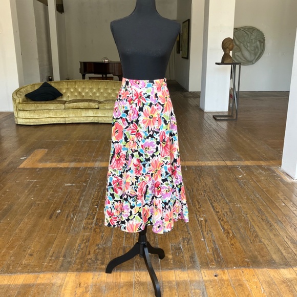 Vintage floral, two piece skirt set - Picture 12 of 12